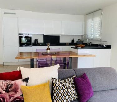 Brissago Apartment | RRRR HOUSE Romantic Relaxing Radiant Refined