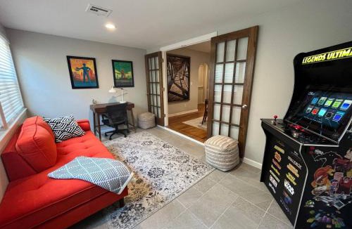 Tulsa House | Rt 66 Fairgrounds Retreat by Tulsa Getaways