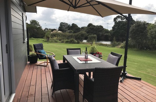 Ruakaka Apartment | Ruakaka River and Beach Apartment