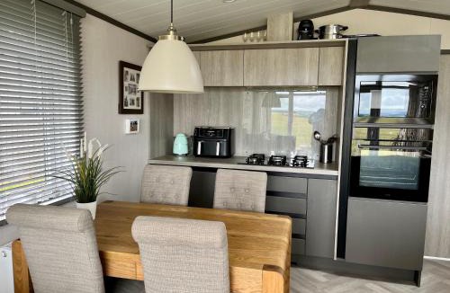 Jedburgh Resort | Ruberslaw View Lodge Lilliardsedge