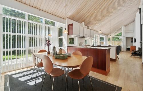 Hasle House | Rubinsøen Skovhuse