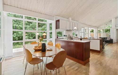 Hasle House | Rubinsøen Skovhuse