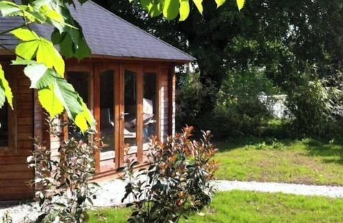 Amboise Cottage | "RUBIS COTTAGE"., CLOS SAINT DENIS COTTAGE.