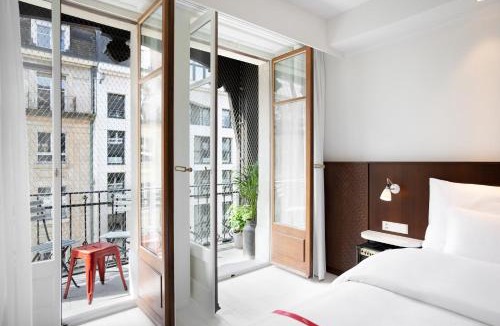 Geneva Old Town Hotel | Ruby Claire Hotel Geneva