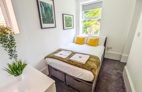 Moseley Apartment | RUBY Delightful Suite Moseley Mews, Birmingham By STAE-Homes