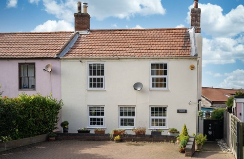 Winterton-on-Sea Apartment | Ruby Gem by East Ruston Cottages, Winterton