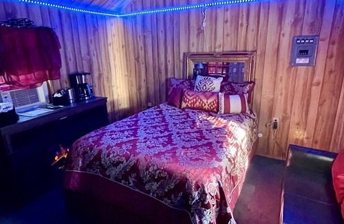 Brooklyn Cabin | Ruby Kush Cabin w/ sleeping loft on cannabis friendly campground