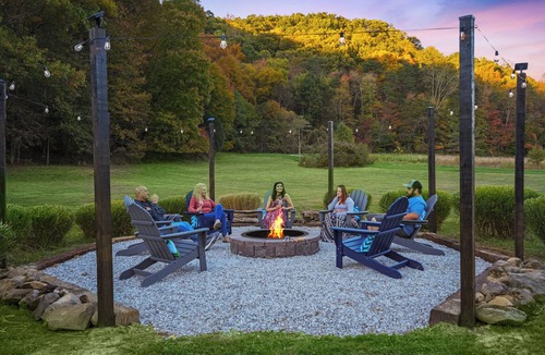 Rockbridge House | Ruby Ridge | Heated Pool, Fishing Pond,Theater, Speakeasy, GameRoom & More