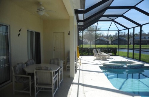 Kissimmee House | Ruby Rose in Cumbrian Lakes