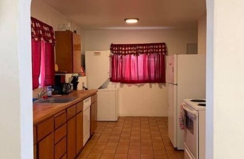 Medical Lake House | RUBY’s Resort PentHouse (Up)