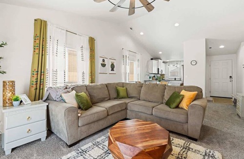 Caldwell House | Ruby Tuesday's 60's Vibes, Backyard Hammocks