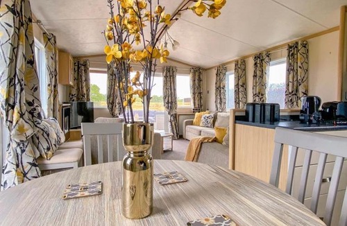 East Drayton House | Ruddingwood Lodge