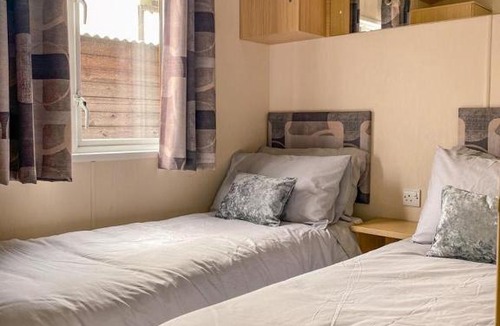 East Drayton House | Ruddingwood Lodge