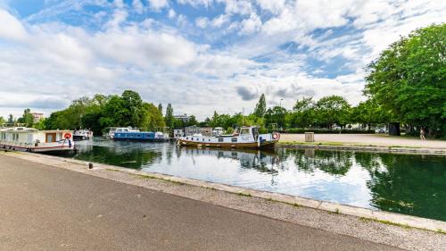 Bourroches Apartment | Rude - Rétro chic