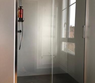 Colombier - Champ de Mars Apartment | Rue d'Isly