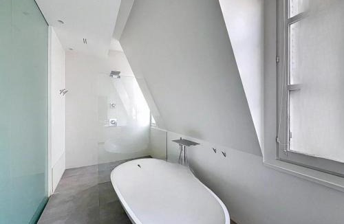 15th Arrondissement Bed & Breakfast | Rue Danton