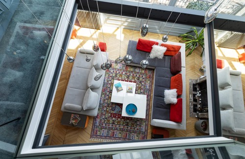 Quartier de la Plaine-de-Monceaux Apartment | Rue de Courcelles by onefinestay