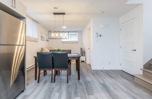 Saint-Hubert House | Rue de Mayfair - Cozy 1-Bedroom Getaway