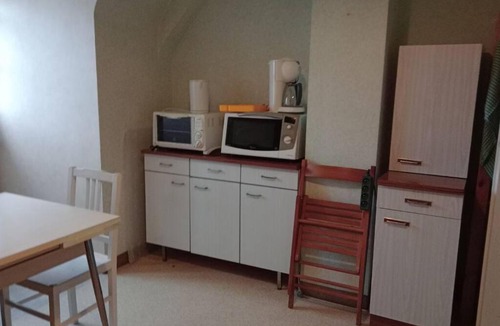Saint-Jouan-des-Guerets Apartment | Rue du fresne