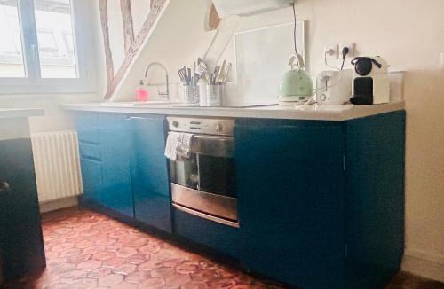 5th Arrondissement Apartment | Rue Mouffetard