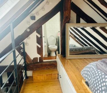 5th Arrondissement Apartment | Rue Mouffetard