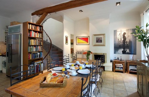 Antibes Old Town Bed & Breakfast | Rue Sade Bed & Breakfast