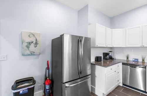 Crestline Heights Cottage | Ruffner Retreat House | Fenced Yard & Group Stay