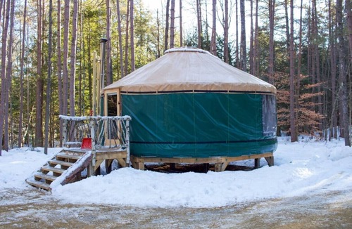 Brownfield RV Rental | Rufus III Yurt on the river