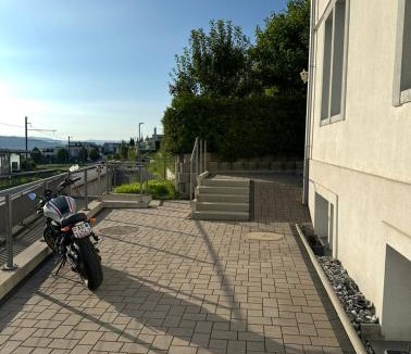 Mutschellen Apartment | Ruheoase Widen Garten & Pool Zug 30m