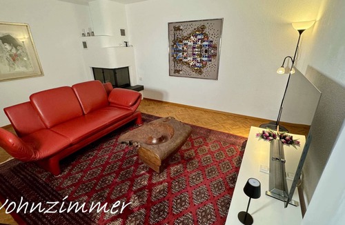 Zihlschlacht-Sitterdorf Bed & Breakfast | Ruhig und Zentral Gelegenes B&B mit Garten und Pool Laden zum Verweilen ein