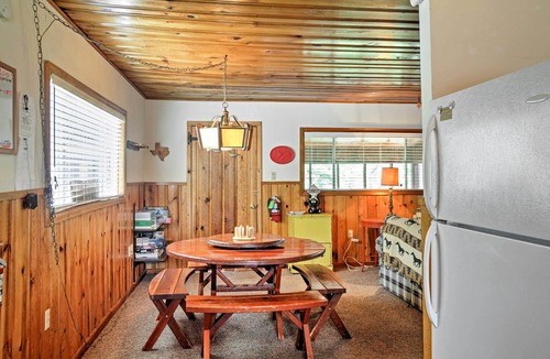 Ruidoso Cottage | Ruidoso Cabin w/Sunroom, Surrounded By Wildlife!