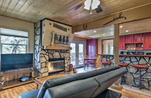 Ruidoso House | Ruidoso Condo w/2 Private Decks & Hot Tub!