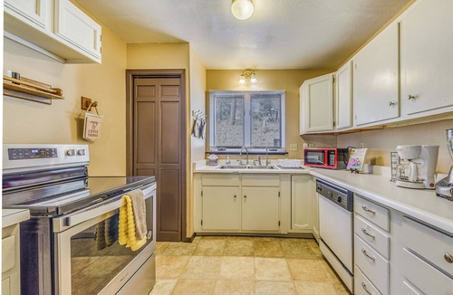Ruidoso Cottage | Ruidoso Retreat w/Grill ~ 3 Mi to Grindstone Lake