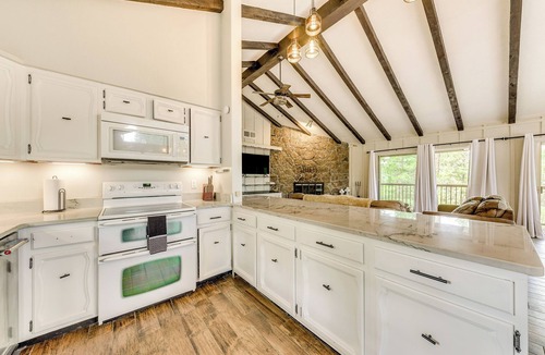 Ruidoso House | Ruidoso Vacation Rental w/Spacious Deck