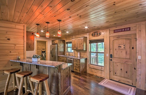 Eucha Cabin | 'RuKaRaSa Cabin' w/Yard & Dock at Grand Lake