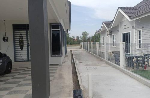 Kampung Bukit Tok Beng Apartment | Ruls Homestay Kuala Nerus