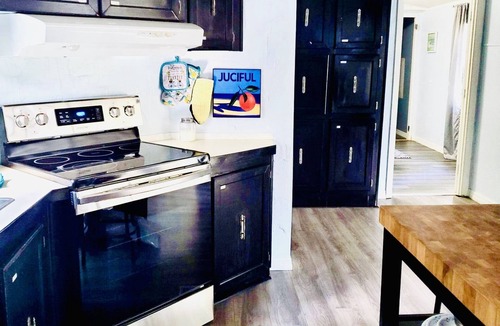 Fort White RV Rental | Rum Island Springs Cabin