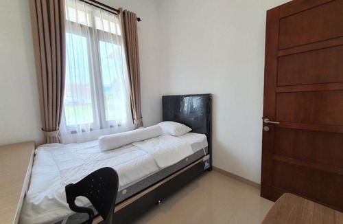 Banyuwangi House | Rumah E 8 Banyuwangi Residence