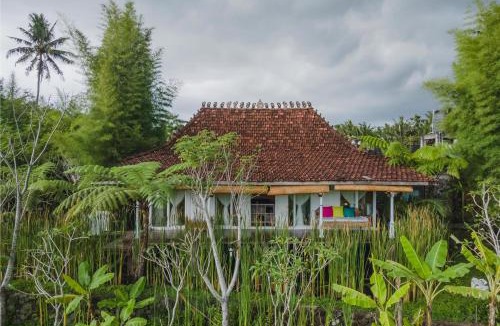 Cangkringan Hotel | Rumah Jembarati
