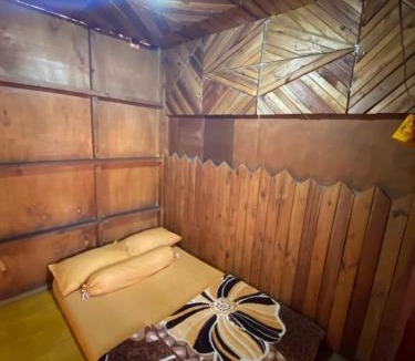 Rancabali House | Rumah Kayu Tanjakan