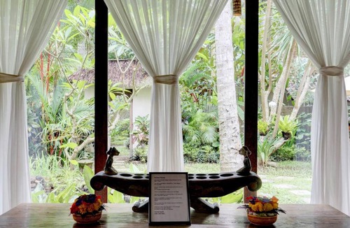 Jasri Hotel | Rumah Kelapa Sepi