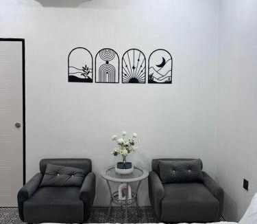 Kampung Maligai Hotel | Rumah Petak Melor