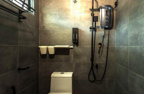 Kampung Lubok Peringgi House | Rumah Satu by NK