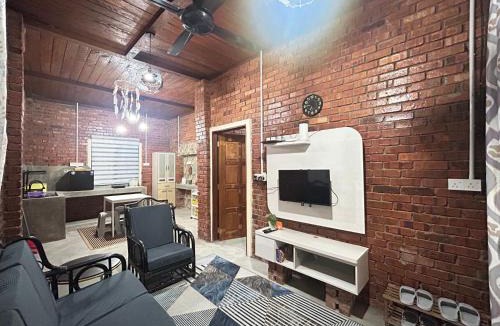 Janda Baik House | Rumah Singgah