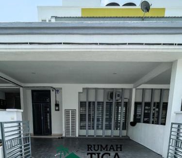 Kampung Kempadang House | Rumah Tiga Tingkat