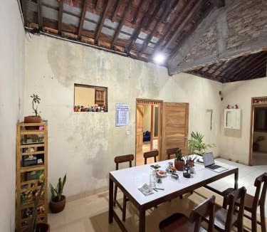 Timbulharjo House | Rumasu