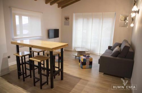 Villaverde Apartment | RUMIN ENEA - Turismo de pueblo