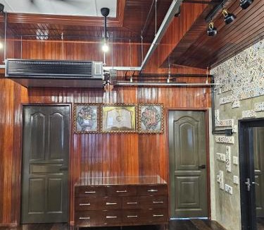 Kuala Terengganu House | Rumoh Pok Mail - Suite Stay & Event Space