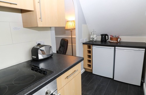 St. Ann's Chapel Cottage | RUNNING WATERS, pet friendly, with pool in Callington