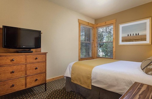 Klamath Falls Resort | Running Y Resort 2bdr Chalet